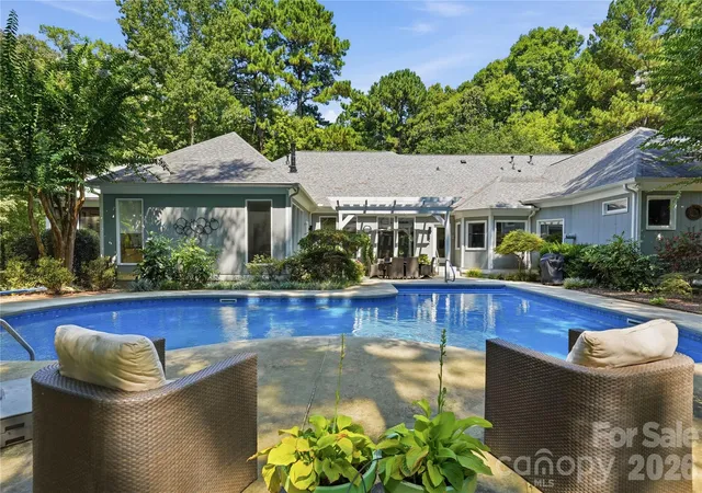 Photo 1 of Single family home for sale at 1 Brigadoon Ln, Waxhaw, NC 28173 | MLS# 4422417 | Listing updated on 2026-09-12