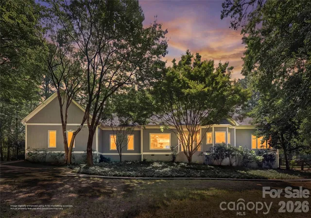 Photo 2 of Single family home for sale at 1 Brigadoon Ln, Waxhaw, NC 28173 | MLS# 4422417 | Listing updated on 2026-09-12