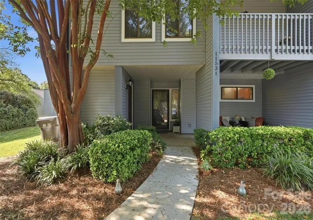Photo 3 of Condo for sale at 11531 Turn Stone Ct, Charlotte, NC 28226 | MLS# 4422419 | Listing updated on 2026-10-23