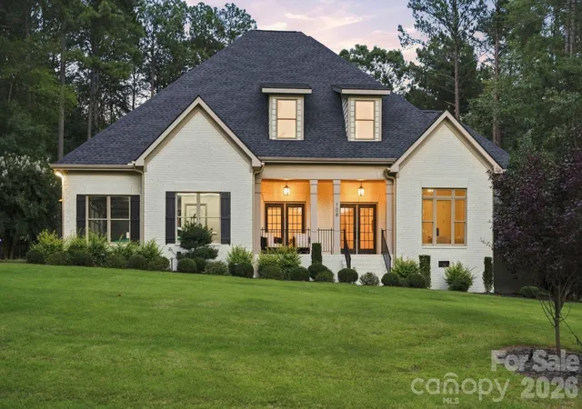Single family home for sale at 108 Dunn Ross Ct, Mooresville, NC 28117 | MLS# 4422425