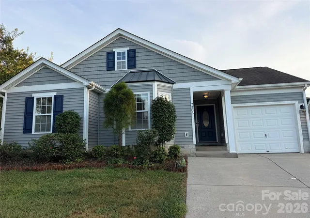 Photo 3 of Single family home for sale at 7303 Gasper Ln, Fort Mill, SC 29707 | MLS# 4422431 | Listing updated on 2026-09-18