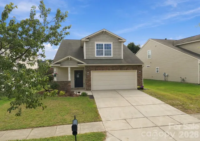 Photo 2 of Single family home for sale at 13707 Porter Crk Rd, Charlotte, NC 28262 | MLS# 4422446 | Listing updated on 2026-09-17