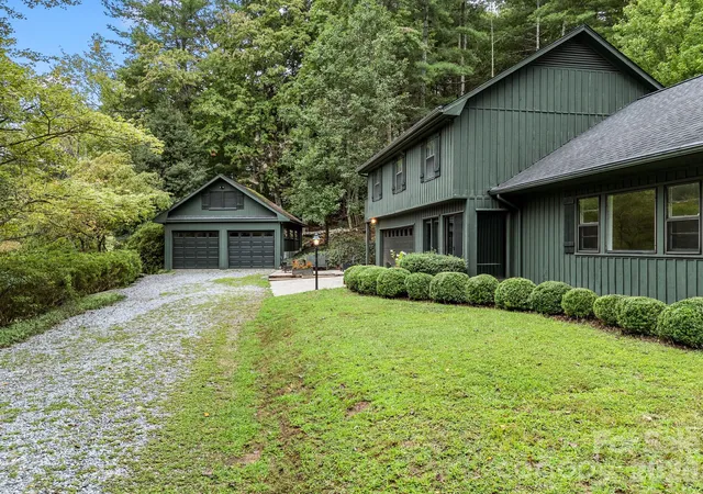 Photo 1 of Single family home for sale at 1164 Garrett Rd, Mill Spring, NC 28756 | MLS# 4422450 | Listing updated on 2026-09-28