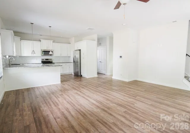 Photo 4 of Single family home for sale at 2908 Burgess Dr, Charlotte, NC 28208 | MLS# 4422453 | Listing updated on 2026-09-22
