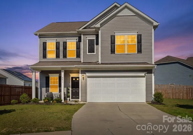 Photo 1 of Single family home for sale at 9011 Evercrisp Ln, Charlotte, NC 28215 | MLS# 4422457 | Listing updated on 2026-10-25