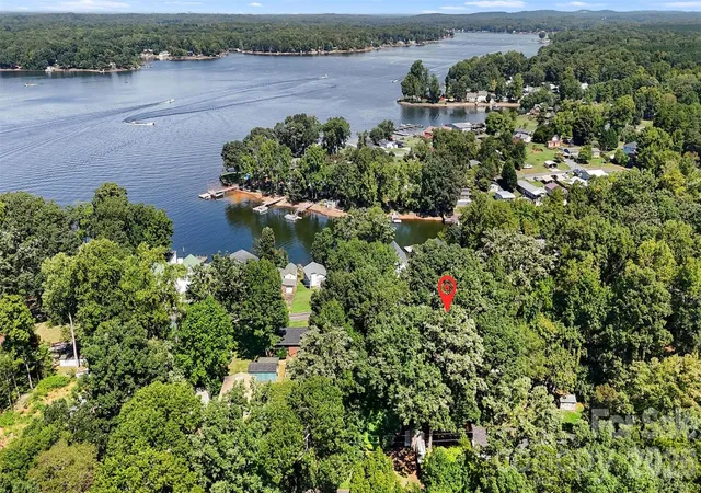 Photo 1 of Single family home for sale at 444 S Shore Dr, Lexington, NC 27292 | MLS# 4422461 | Listing updated on 2026-09-27