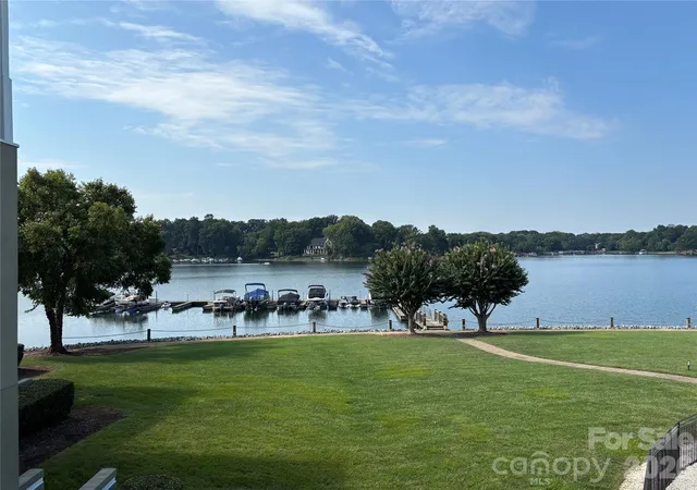 Photo 2 of Condo for sale at 1332 Torrence Cir, Davidson, NC 28036 | MLS# 4422465 | Listing updated on 2026-10-03