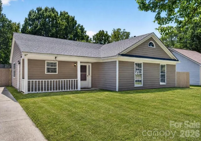 Photo 3 of Single family home for sale at 8006 Sheringham Way, Charlotte, NC 28227 | MLS# 4422467 | Listing updated on 2026-09-19