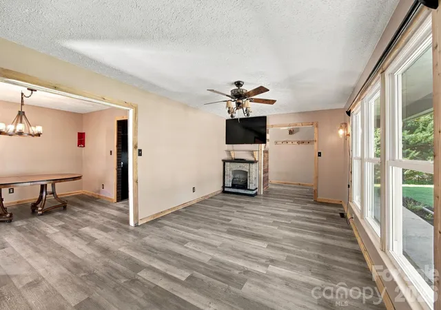 Photo 3 of Single family home for sale at 2935 Palmer Pl, Hudson, NC 28638 | MLS# 4422524 | Listing updated on 2026-10-06