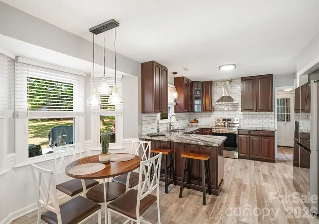 Photo 3 of Single family home for sale at 2010 Glendalough Ln, Matthews, NC 28105 | MLS# 4422535 | Listing updated on 2026-10-04
