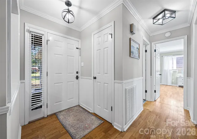 Photo 3 of Single family home for sale at 1647 Nottingham Ct, Rock Hill, SC 29732 | MLS# 4422537 | Listing updated on 2026-09-17