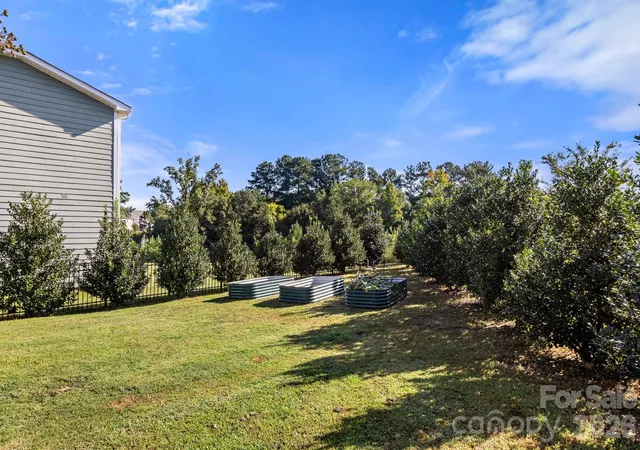 Photo 3 of Single family home for sale at 520 Stickley Pl, Lancaster, SC 29720 | MLS# 4422538 | Listing updated on 2026-10-09