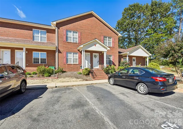 Photo 1 of Townhouse for sale at 102 Brandywine Dr NE #S5, Conover, NC 28613 | MLS# 4422540 | Listing updated on 2026-10-17