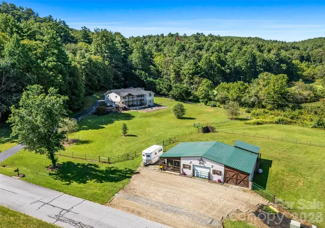 Photo 1 of Single family home for sale at 202 Morgan Dr, Penrose, NC 28766 | MLS# 4422581 | Listing updated on 2026-10-06