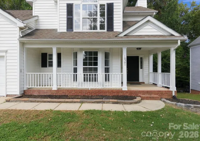 Photo 2 of Single family home for sale at 10501 Worsley Ln #113, Charlotte, NC 28269 | MLS# 4422584 | Listing updated on 2026-09-22