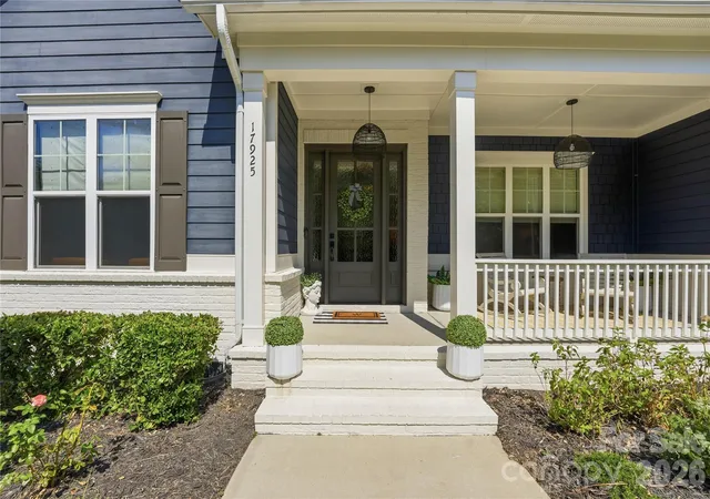 Photo 3 of Single family home for sale at 17925 Stuttgart Rd, Davidson, NC 28036 | MLS# 4422587 | Listing updated on 2026-09-24