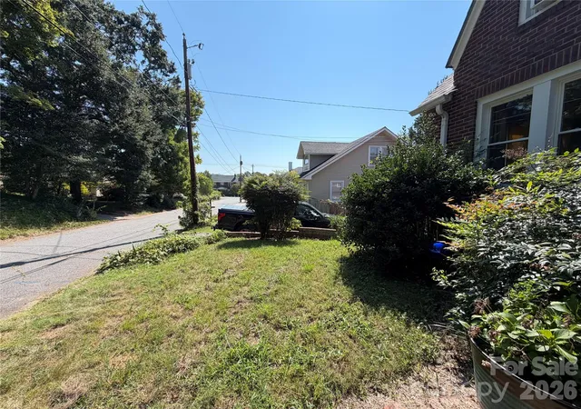Photo 1 of Single family home for sale at 177 W 6th Street, Rutherfordton, NC 28139 | MLS# 4422598 | Listing updated on 2026-09-25