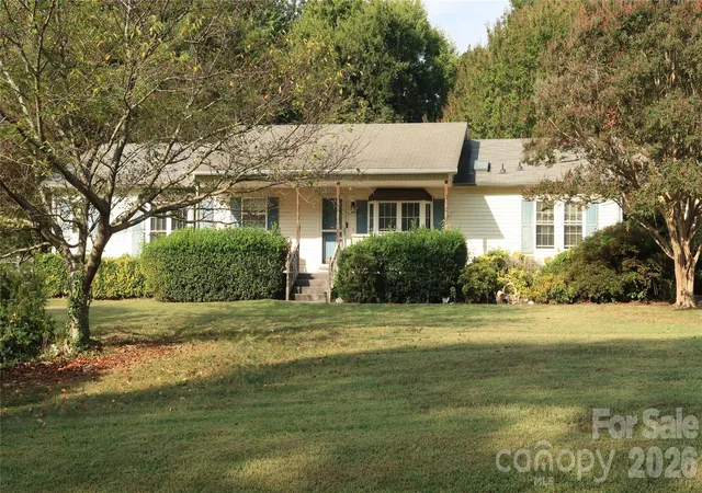 Photo 1 of Single family home for sale at 114 Tamer Rd, Mooresville, NC 28117 | MLS# 4422602 | Listing updated on 2026-09-21