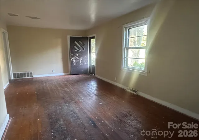 Photo 3 of Single family home for sale at 235 S Milford Dr, Salisbury, NC 28144 | MLS# 4422606 | Listing updated on 2026-09-22