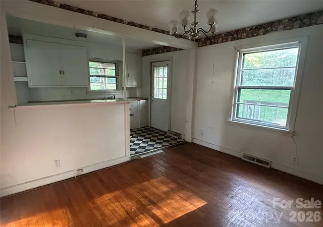 Photo 4 of Single family home for sale at 235 S Milford Dr, Salisbury, NC 28144 | MLS# 4422606 | Listing updated on 2026-09-22