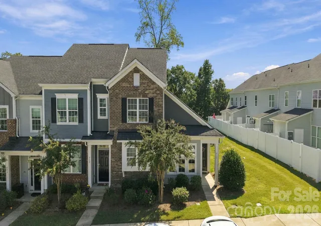 Photo 1 of Sale Pending at 510 Dorman St, Belmont, NC 28012 | MLS# 4422613 | Listing updated on 2026-10-20