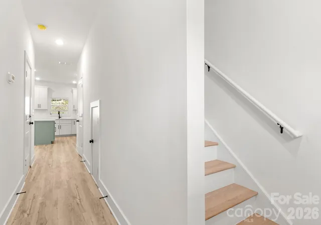 Photo 2 of Townhouse for sale at 516 Carolyn Ln, Charlotte, NC 28213 | MLS# 4422620 | Listing updated on 2026-09-23