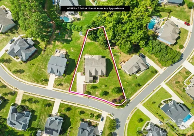 Photo 3 of Single family home for sale at 108 Butler Dr, Mooresville, NC 28115 | MLS# 4422638 | Listing updated on 2026-09-21