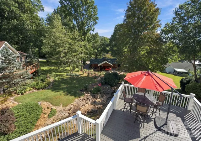 Photo 3 of Single family home for sale at 65 Airish Ln, Waynesville, NC 28785 | MLS# 4422647 | Listing updated on 2026-10-01