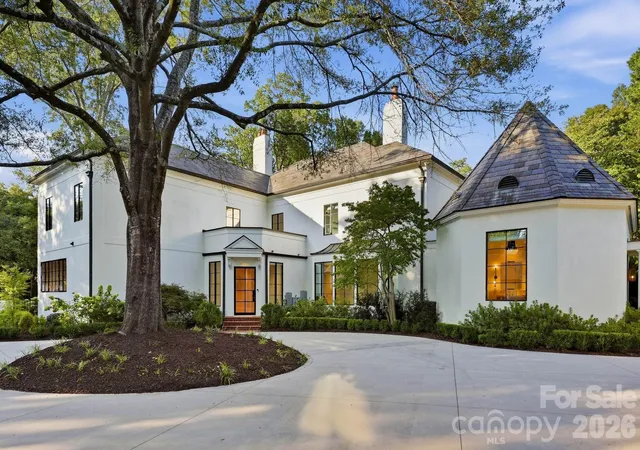 Photo 3 of Mansion for sale at 600 Hermitage Rd, Charlotte, NC 28207 | MLS# 4422657 | Listing updated on 2026-09-27