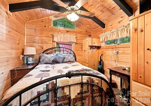 Photo 3 of Single family home for sale at 9 Candyland Ct, Candler, NC 28715 | MLS# 4422673 | Listing updated on 2026-09-25