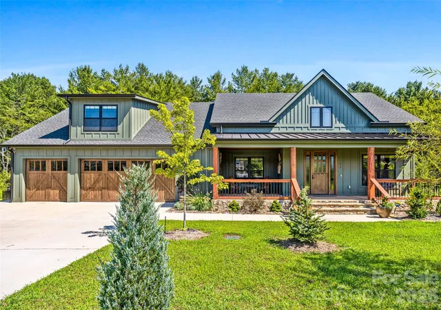 Single family home for sale at 43 Lucy Ln, Mills River, NC 28759 | MLS# 4422678