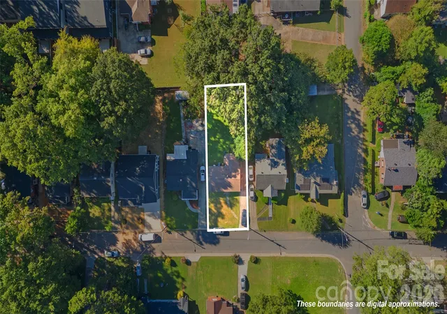 Photo 4 of Single family home for sale at 2019 St Mark St, Charlotte, NC 28216 | MLS# 4422684 | Listing updated on 2026-10-07
