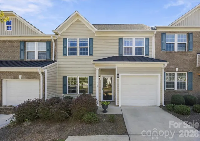 Photo 2 of Townhouse for sale at 615 School House Ln, Fort Mill, SC 29708 | MLS# 4422689 | Listing updated on 2026-10-09