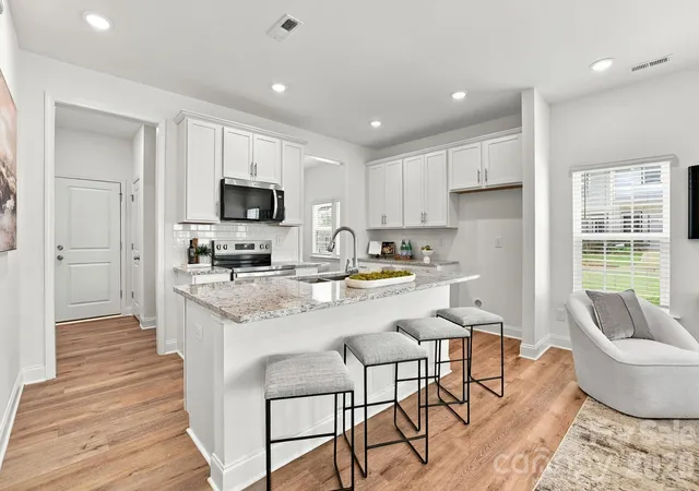 Photo 3 of Townhouse for sale at 5025 Cherry Gum Ct #47, Matthews, NC 28105 | MLS# 4422741 | Listing updated on 2026-10-02