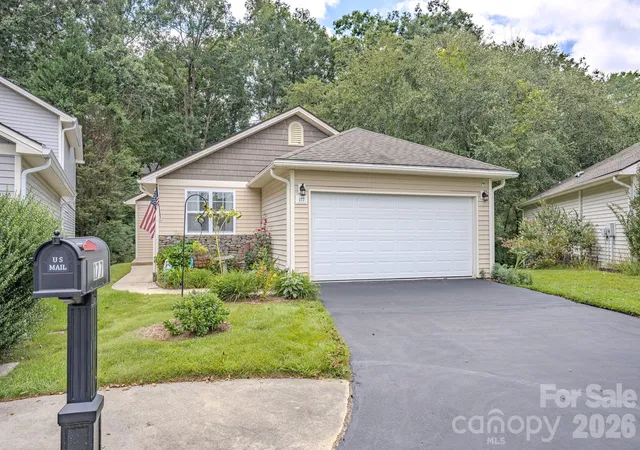 Single family home for sale at 177 Clear Creekside Dr, Hendersonville, NC 28792 | MLS# 4422761