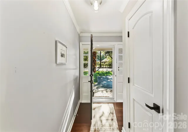 Photo 2 of Single family home for sale at 5726 Sharon Rd, Charlotte, NC 28210 | MLS# 4422801 | Listing updated on 2026-10-29