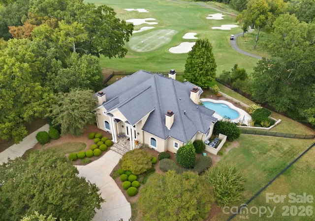 Photo 2 of Single family home for sale at 6719 Seton House Ln, Charlotte, NC 28277 | MLS# 4422805 | Listing updated on 2026-09-23