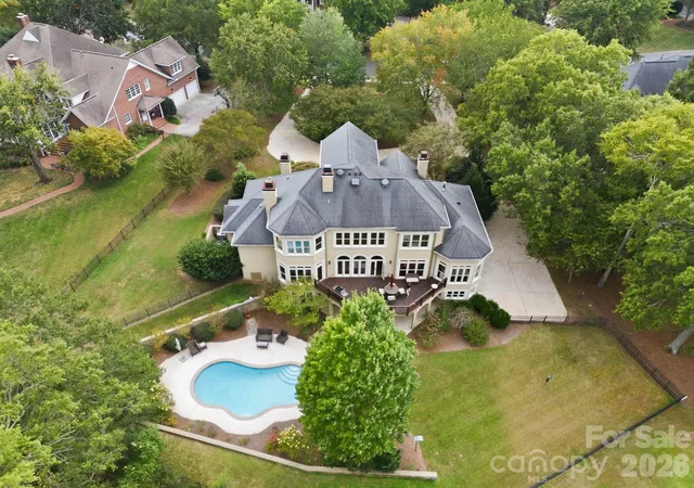 Photo 3 of Single family home for sale at 6719 Seton House Ln, Charlotte, NC 28277 | MLS# 4422805 | Listing updated on 2026-09-23