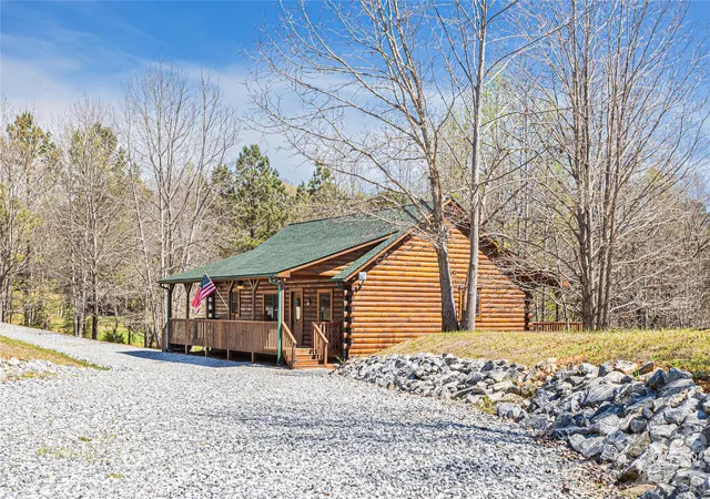 Photo 2 of Single family home for sale at 201 Whitestone Cir, Union Mills, NC 28167 | MLS# 4422819 | Listing updated on 2026-09-15