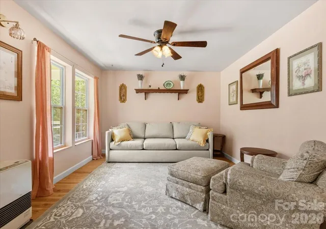 Photo 2 of Single family home for sale at 427 Hardscrabble Rd, Burnsville, NC 28714 | MLS# 4422835 | Listing updated on 2026-09-24