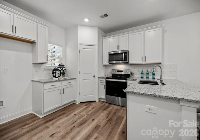 Photo 2 of Townhouse for sale at 3216 Butler Hl Dr #29, Matthews, NC 28105 | MLS# 4422851 | Listing updated on 2026-09-13