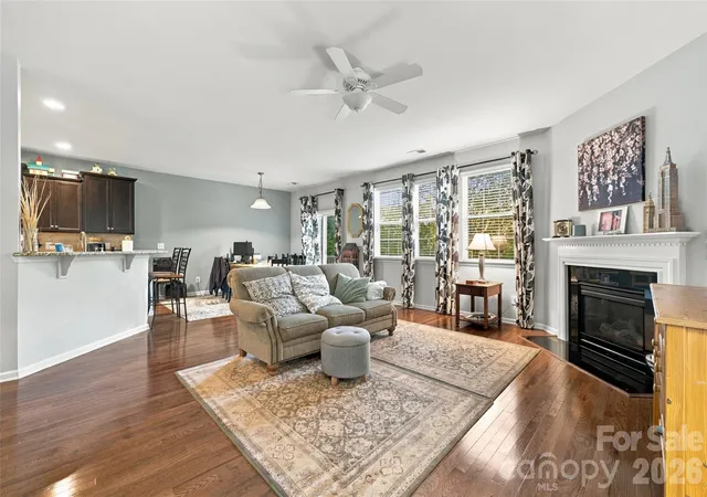 Photo 3 of Single family home for sale at 2440 Flintshire Ln, Gastonia, NC 28056 | MLS# 4422852 | Listing updated on 2026-10-04