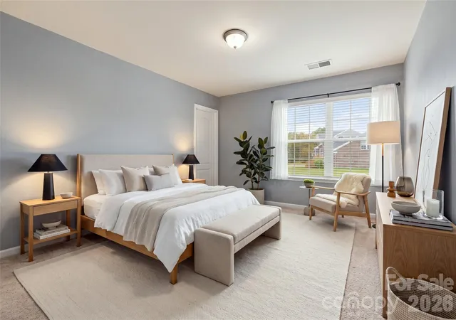 Photo 3 of Single family home for sale at 2440 Flintshire Ln, Gastonia, NC 28056 | MLS# 4422852 | Listing updated on 2026-10-04