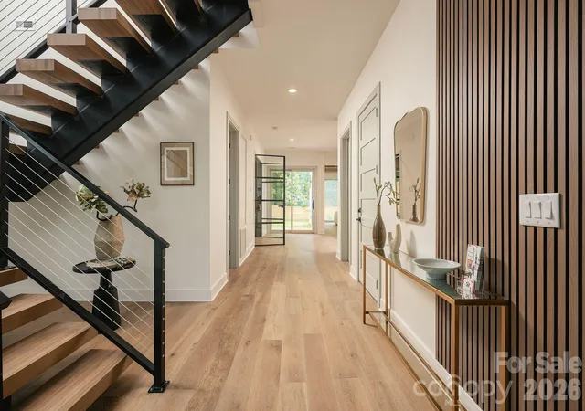 Photo 3 of Single family home for sale at 846 Belmont Ave, Charlotte, NC 28205 | MLS# 4422854 | Listing updated on 2026-09-18
