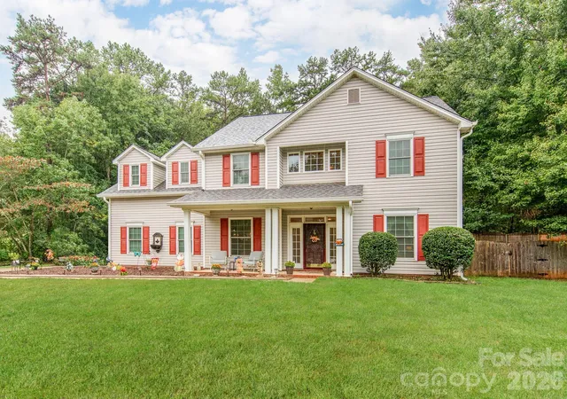 Photo 3 of Single family home for sale at 7313 Hannah Alexander Ln, Mint Hill, NC 28227 | MLS# 4422881 | Listing updated on 2026-10-05