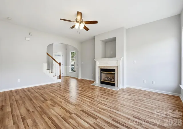 Photo 4 of Single family home for sale at 1813 Crabapple Tree Ln, Charlotte, NC 28214 | MLS# 4422884 | Listing updated on 2026-09-21