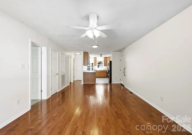 Photo 3 of Townhouse for sale at 8a Bent Grass Ct, Black Mountain, NC 28711 | MLS# 4422904 | Listing updated on 2026-10-01