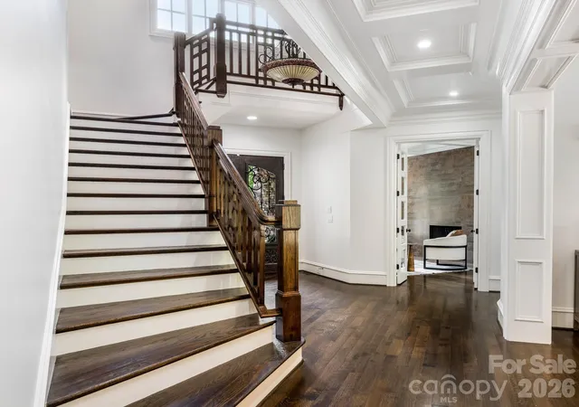 Photo 2 of Single family home for sale at 6323 Saint Stephen Ln, Charlotte, NC 28210 | MLS# 4422911 | Listing updated on 2026-09-13