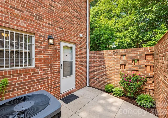 Photo 15 of Condo for sale at 1231 Archdale Dr #A, Charlotte, NC 28217 | MLS# 4422940 | Listing updated on 2026-09-12