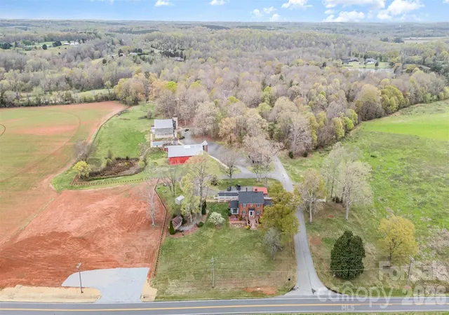 Photo 38 of Single family home for sale at 1783 Reepsville Rd, Lincolnton, NC 28092 | MLS# 4422944 | Listing updated on 2026-09-12